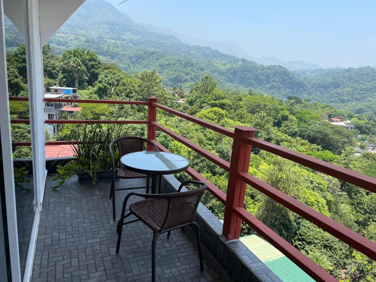 K&M Hotel Xilitla Exterior photo
